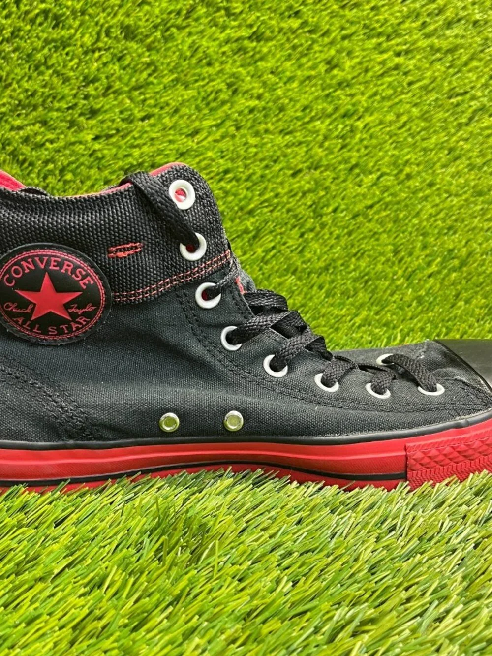 Converse Chuck Taylor All Star Mens Size 9.5 Black Red Athletic Shoes Sneakers - Picture 5 of 12